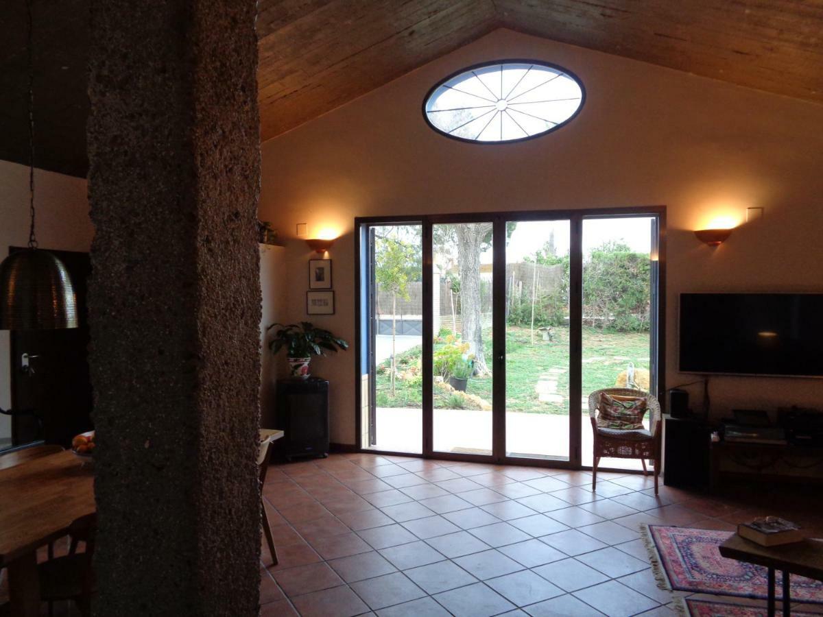 Casa Los Jinetes Καρμόνα Εξωτερικό φωτογραφία
